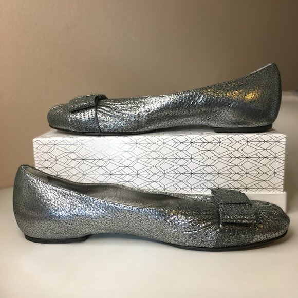 SALVATORE FERRAGAMO Metallic "Regale' Ballet Flats - NWOB ✧･ﾟ: *✧･ﾟ:* - Picture 3 of 13